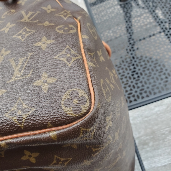 Louis Vuitton Speedy 30 - Picture 10 of 16
